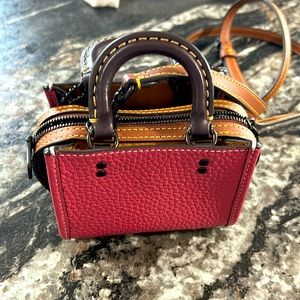 Coach mini rogue 12